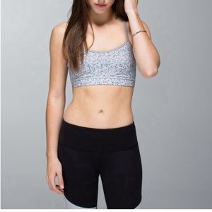 LULULEMON Flow Y Bra IV, Size 8
